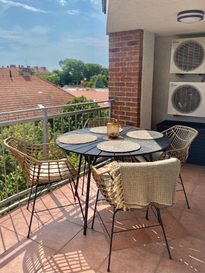 Gutenberg Penthouse Szeged Bagian luar foto